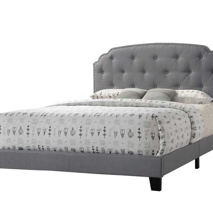 Tradilla Queen Bed in Gray Fabric 26370Q